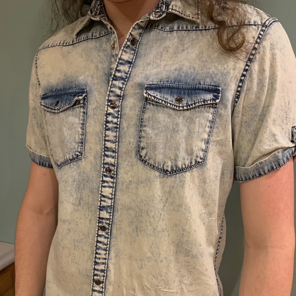 Men’s Calvin Klein button down denim shirt